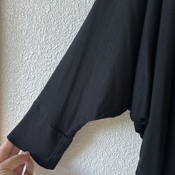 41 Hawthorn Black Tunic Top Women’s Size L Bat Wing Sleeves Tapered Waist - Picture 4 of 7